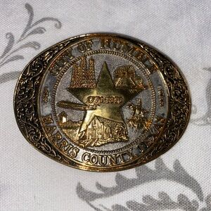 Vintage Belt‎ Buckle 24 KT GP City Of Humble TX.